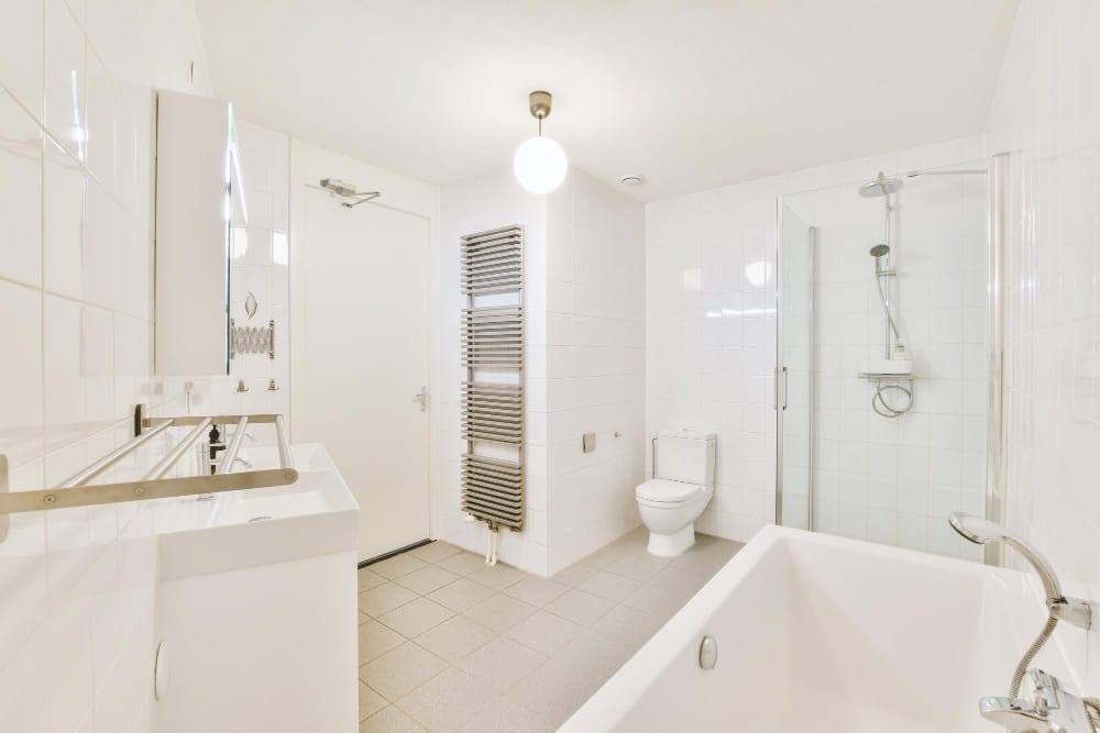 Sacramento Bathroom Remodel: 9 Steps to Do It Right (The First Time)